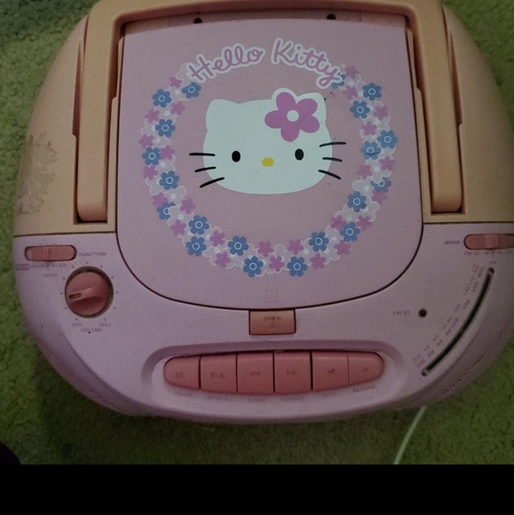 Hello kitty radio cassette and cd player - Picture 5 of 9